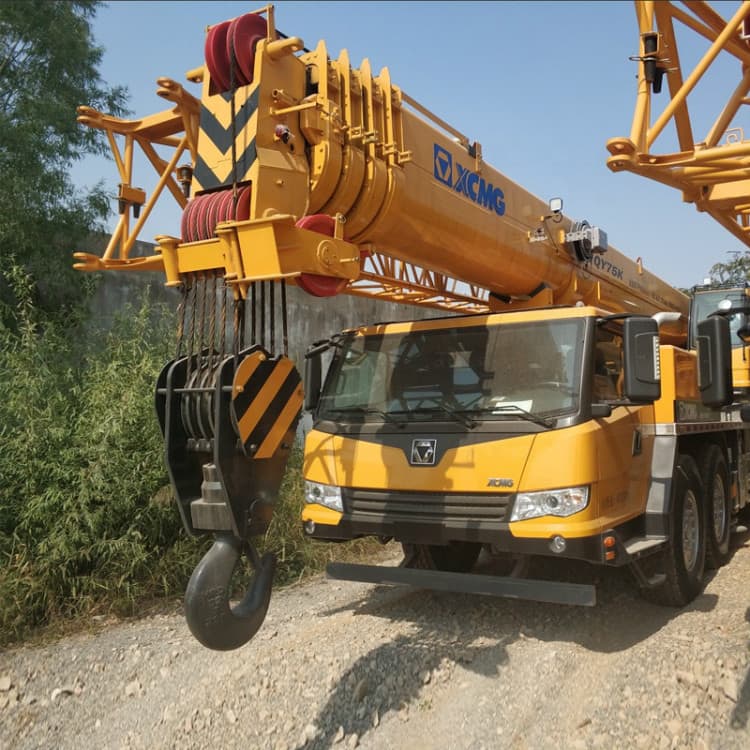 XCMG Official QY75K Heavy Lift 70 Ton Mobile Truck Crane Price